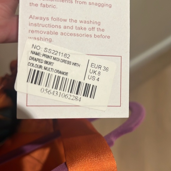 Nwt dress size us 4 - Picture 2 of 3